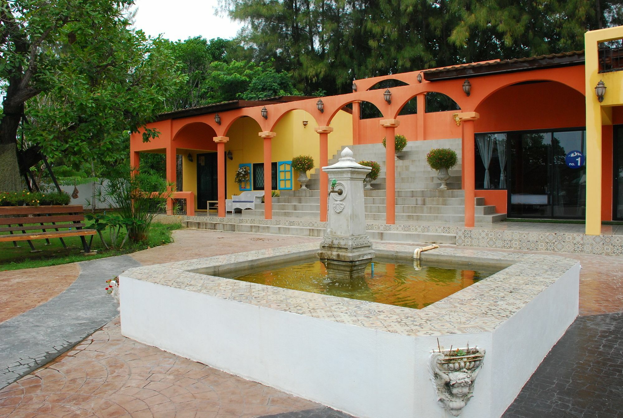 Phutara Accomodation Cha-Am Exterior foto